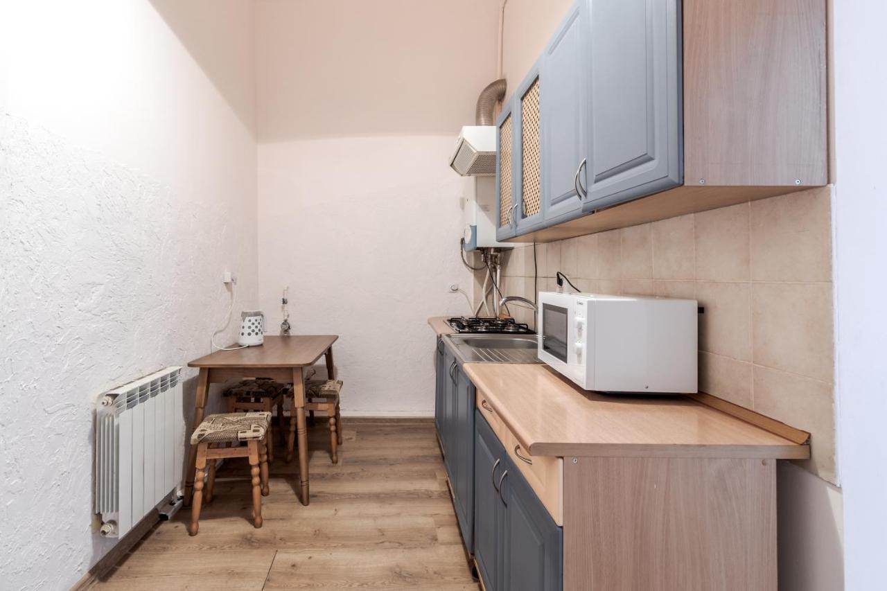 Striltsiv Apartment Lviv Extérieur photo