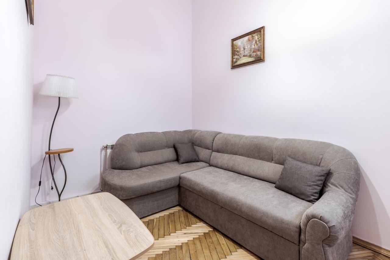 Striltsiv Apartment Lviv Extérieur photo