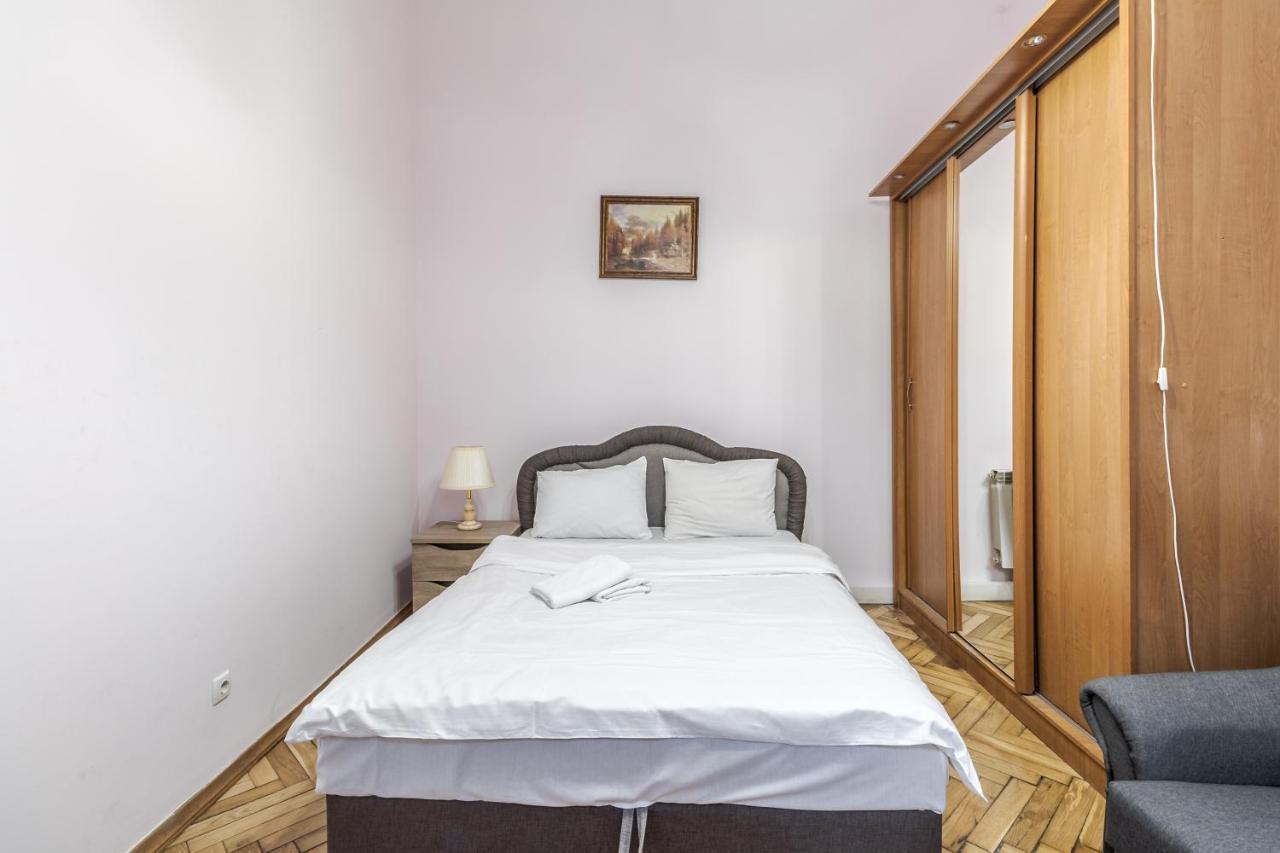 Striltsiv Apartment Lviv Extérieur photo